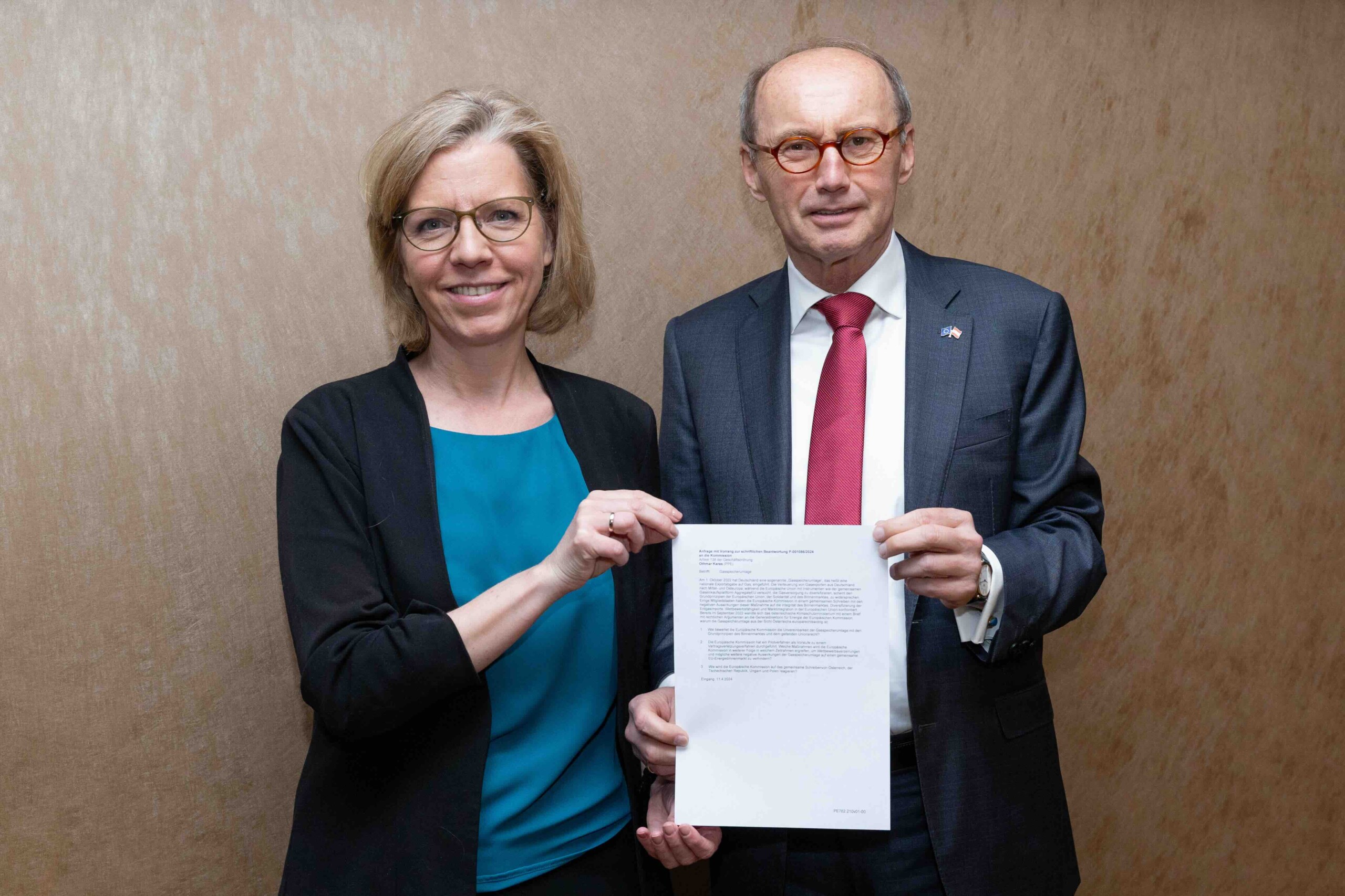 Othmar KARAS meets with Leonor GEWESSLER, the Austrian Energy Minister